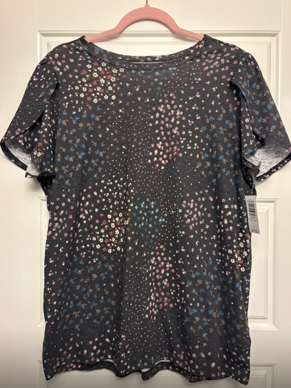 Torrid Women's Black Floral Short-Sleeve Tee